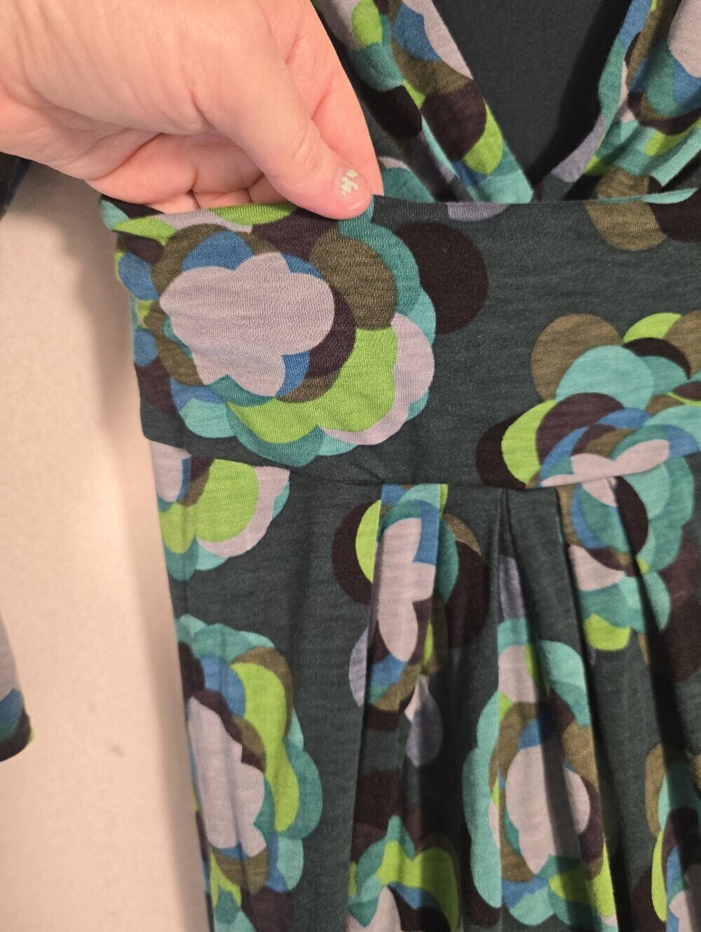 Boden Faux Wrap Green Black Floral Stretchy V Neck 3/4 Sleeve Dress. Ladies 4 - Picture 3 of 9